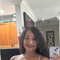 Suzanne Rosales