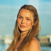 Mariya Zhalkovsky, Mba