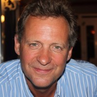 Stephen Arnott