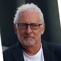 Richard W Holmes