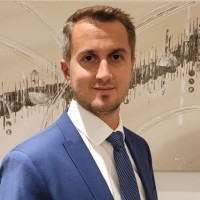 Klaus F.