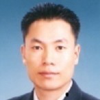 신동헌