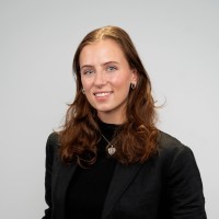 Julia Schauer