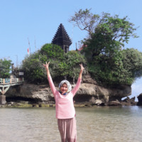 Resti Fauziah Kurniawan