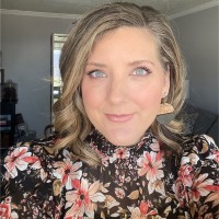 Amanda Schneider