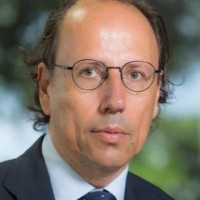 Carlos De La Torre
