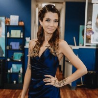 Amanda Bomar