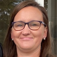Hana Slomski