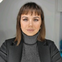 Iulia-Sofia R.