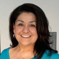 Lisa Marie Avendaño