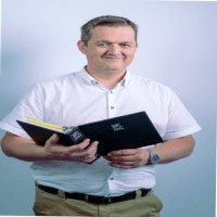 Tomasz Dunajski