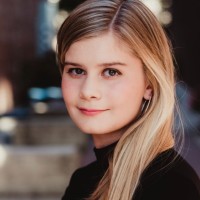 Chloe James