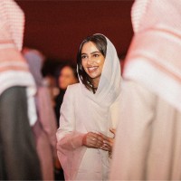 Munira Al Tayyar ..