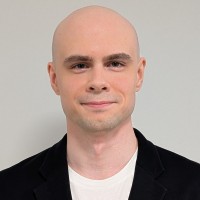 Max Nikolaev