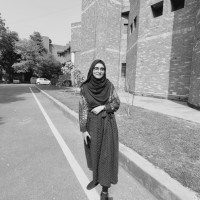 Amna J.