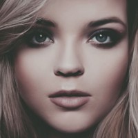 Emily Feathers