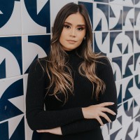 Isabela Lobato