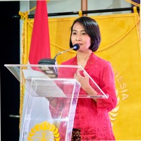 Dr. Dian Permata Sari Mashari
