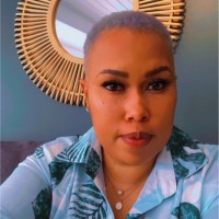 Nomvuyo Mahlo