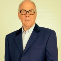 Ken Ragon-Chambers LL.B (Hons)