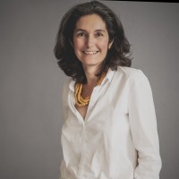 Emmanuelle Vial