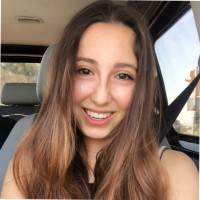 Esra Öz