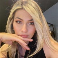 Kübra Gi̇ri̇tli̇