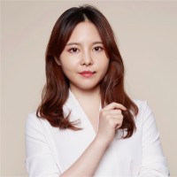 Iris Tang