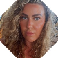 Olivia Rowe