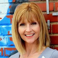 Nicole Hollinger