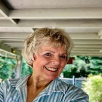 Jo Warren