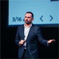 Vitor Oliveira