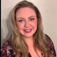 Julia Orban, Mba