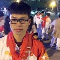 张亚君