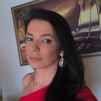 Estela Oliveira