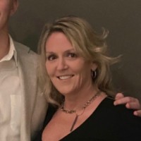 Sue (Fenlon) Moore