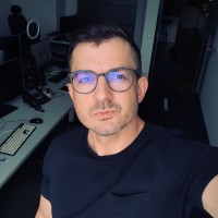 Dr. Stephan Arndt