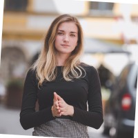Alexandra Tcacenco