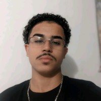 Robert Carvalho