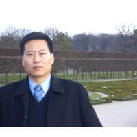 李东伶