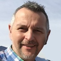 Peter Tächl