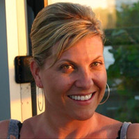 Kelly Rundle