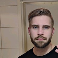 Elis Ahlroos