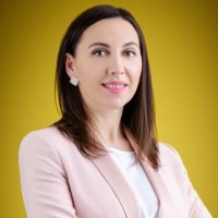 Laura Dezsi