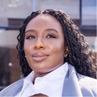 Andrea L Richards