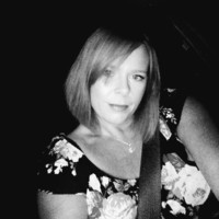Lisa Staples-Jones