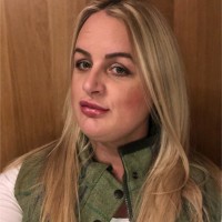 Julie Stallan