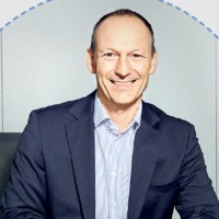Dr. Christian K. Lach