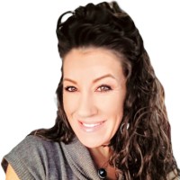 Stephanie Lyons