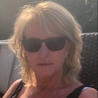 Sonja Van os